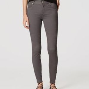 Like New Grey Loft Skinny Jeans - Super Soft